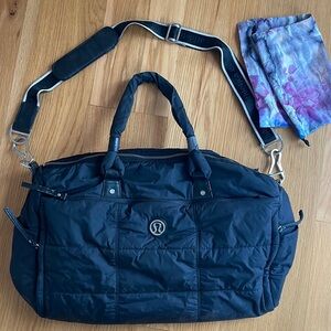 Lululemon black gym bag